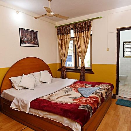Kathmandu Garden House Hotell Exteriör bild