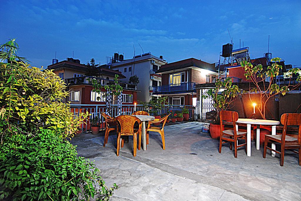 Kathmandu Garden House Hotell Exteriör bild