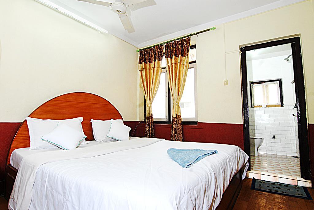 Kathmandu Garden House Hotell Exteriör bild