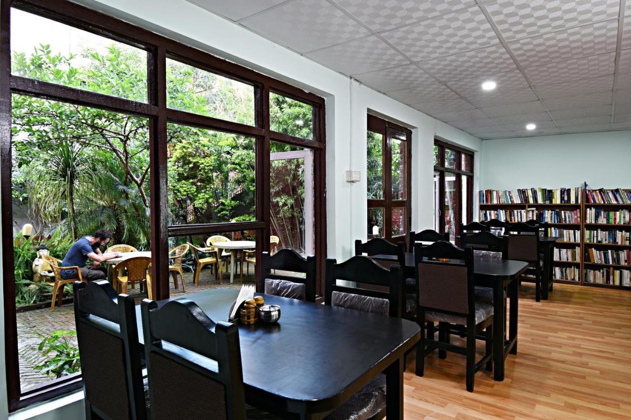 Kathmandu Garden House Hotell Exteriör bild